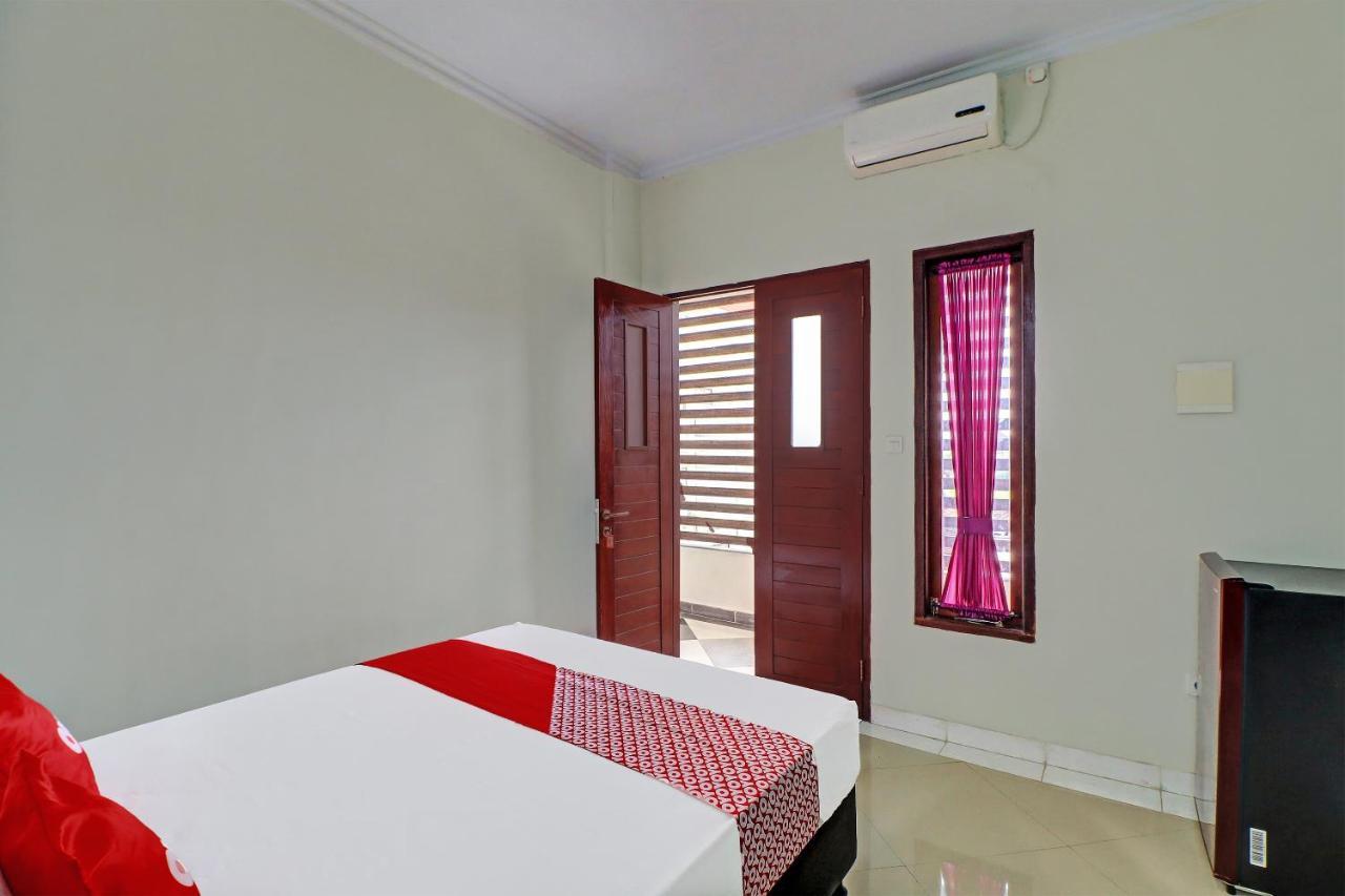 Oyo 91933 Puri Gana Residence Denpasar (Bali) Exterior photo